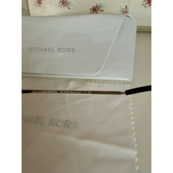 Michael Kors MK6005 Mykonos 300613 Sunglasses, Discontinued, gift for her - Picture 2 of 6